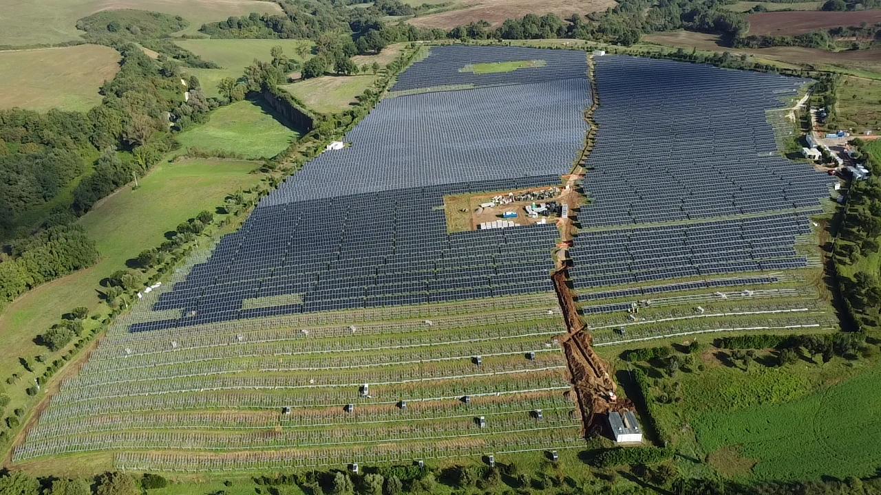 Realizzazione di un parco fotovoltaico industriale
